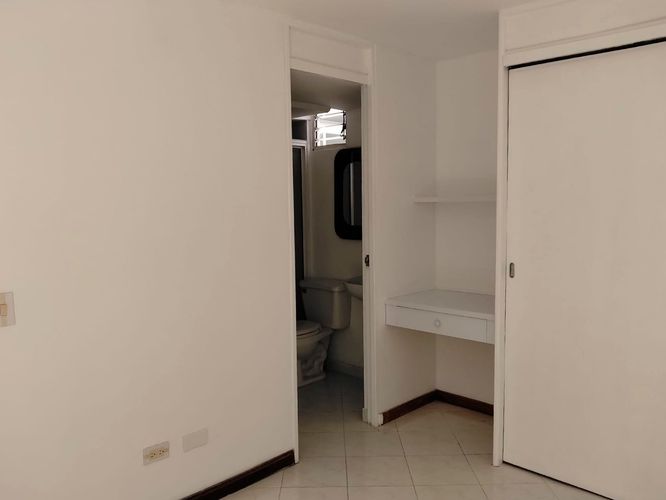 Apartamento de 3 alcobas en arriendo en El Poblado, Medellín, 65 m² · foto 14 de 17