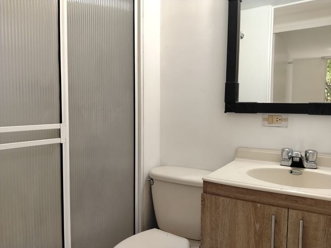 Apartamento de 3 alcobas en arriendo en El Poblado, Medellín, 65 m² · foto 16 de 17