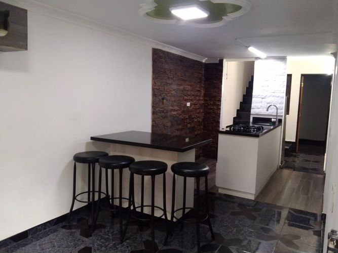 Casa de 3 alcobas en venta en Urbanizacion Villa Maria, Bello, 94 m² · foto 2 de 16