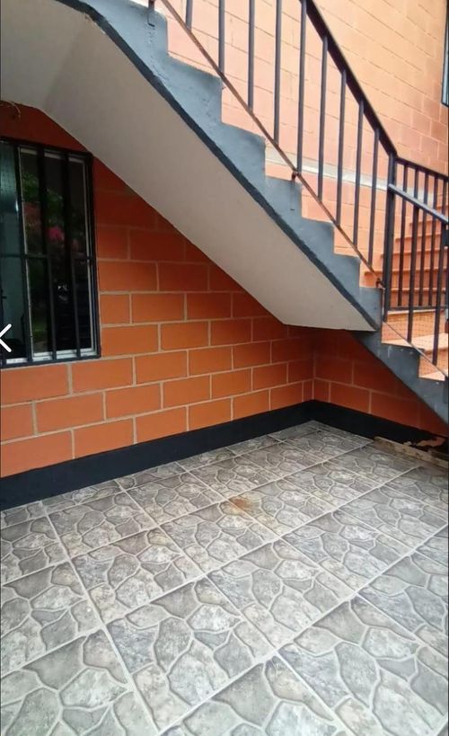 Casa de 3 alcobas en venta en Urbanizacion Villa Maria, Bello, 94 m² · foto 16 de 16