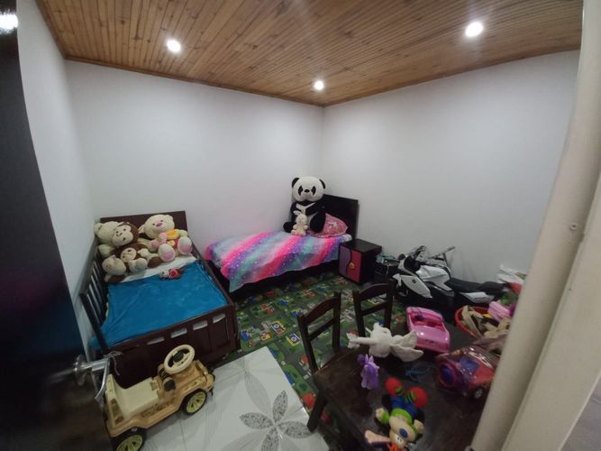 Casa de 8 alcobas en venta en Cd. Sucre Buenos Aires, Soacha, 220 m² · foto 10 de 22