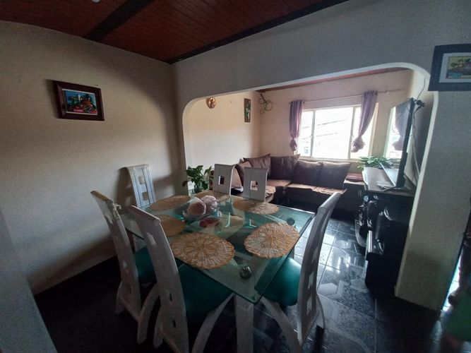 Casa de 8 alcobas en venta en Cd. Sucre Buenos Aires, Soacha, 220 m² · foto 12 de 22