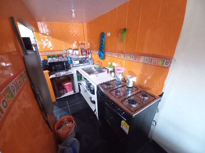 Casa de 8 alcobas en venta en Cd. Sucre Buenos Aires, Soacha, 220 m² · foto 15 de 22