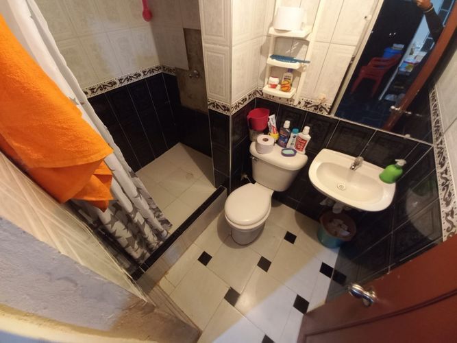 Casa de 8 alcobas en venta en Cd. Sucre Buenos Aires, Soacha, 220 m² · foto 17 de 22