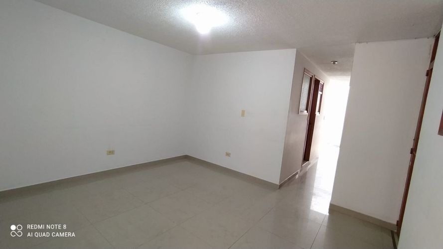 Casa de 15 alcobas en venta en El Dorado, Mosquera, 320 m² · foto 6 de 22