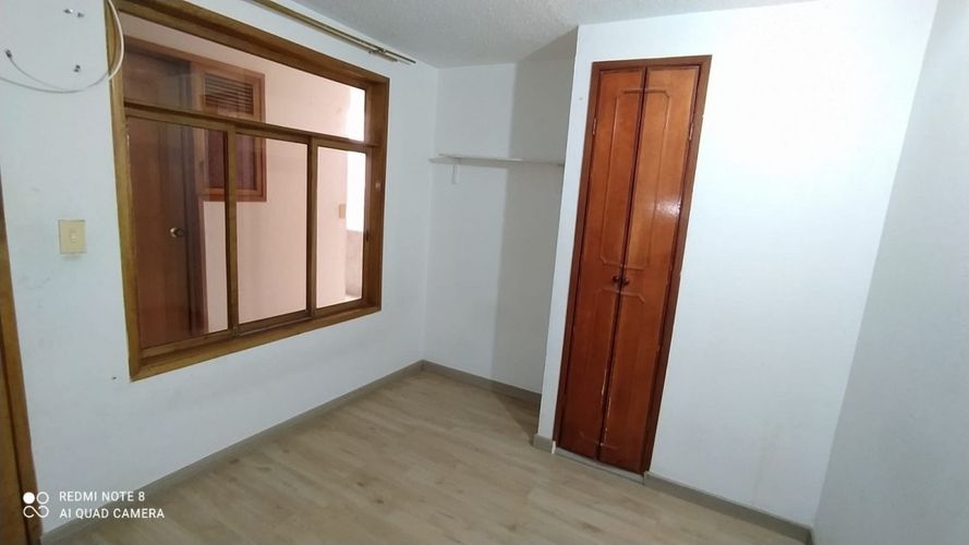 Casa de 15 alcobas en venta en El Dorado, Mosquera, 320 m² · foto 10 de 22