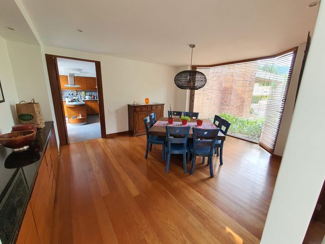 Casa de 4 alcobas en venta en Guaymaral, Bogotá, 300 m² · foto 7 de 19