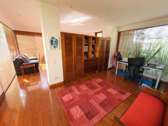 Casa de 4 alcobas en venta en Guaymaral, Bogotá, 300 m² · foto 9 de 19