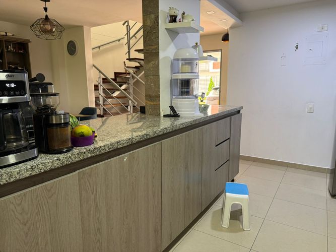Casa de 4 alcobas en venta en Norte De Armenia, Armenia, 175 m² · foto 4 de 12