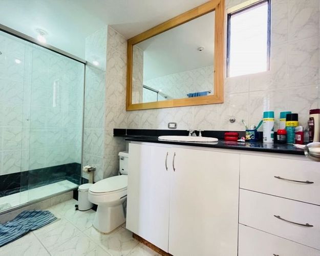 Apartamento de 5 alcobas en venta en El Poblado, Medellín, 314 m² · foto 16 de 18