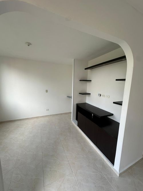 Apartamento en venta en El Limonar, Cali · foto 7 de 21
