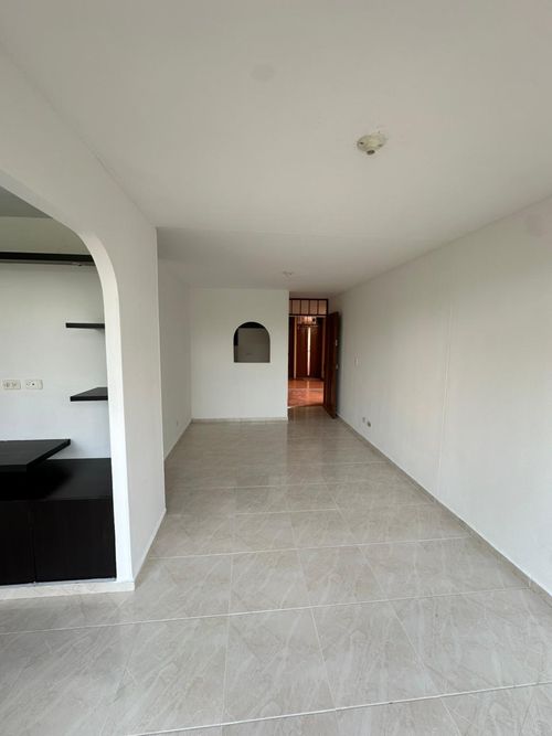 Apartamento en venta en El Limonar, Cali · foto 9 de 21
