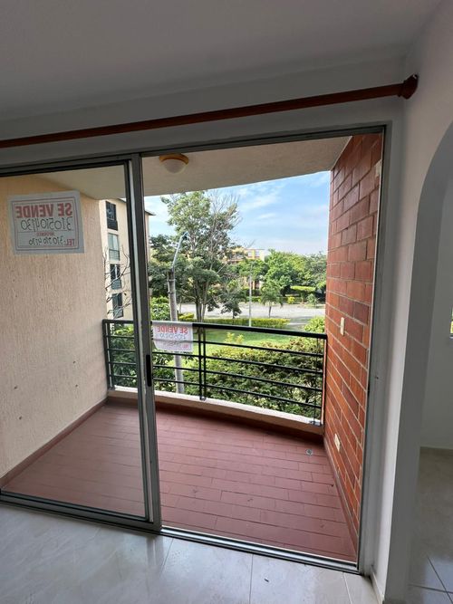 Apartamento en venta en El Limonar, Cali · foto 10 de 21