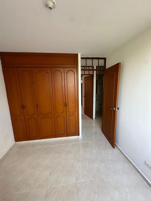 Apartamento en venta en El Limonar, Cali · foto 15 de 21