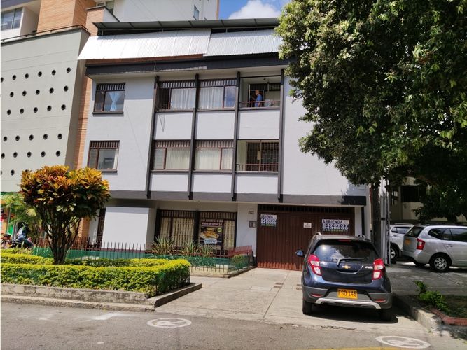 Edificio en venta en Nuevo Sotomayor, Bucaramanga, 650 m² · foto 3 de 3