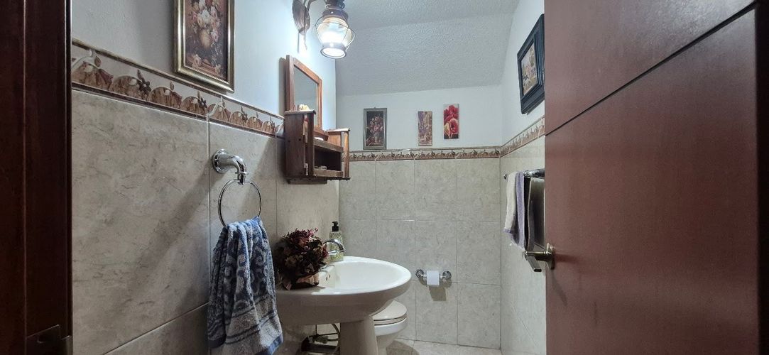 Casa de 5 alcobas en venta en Las Villas, Bogotá, 198 m² · foto 22 de 22