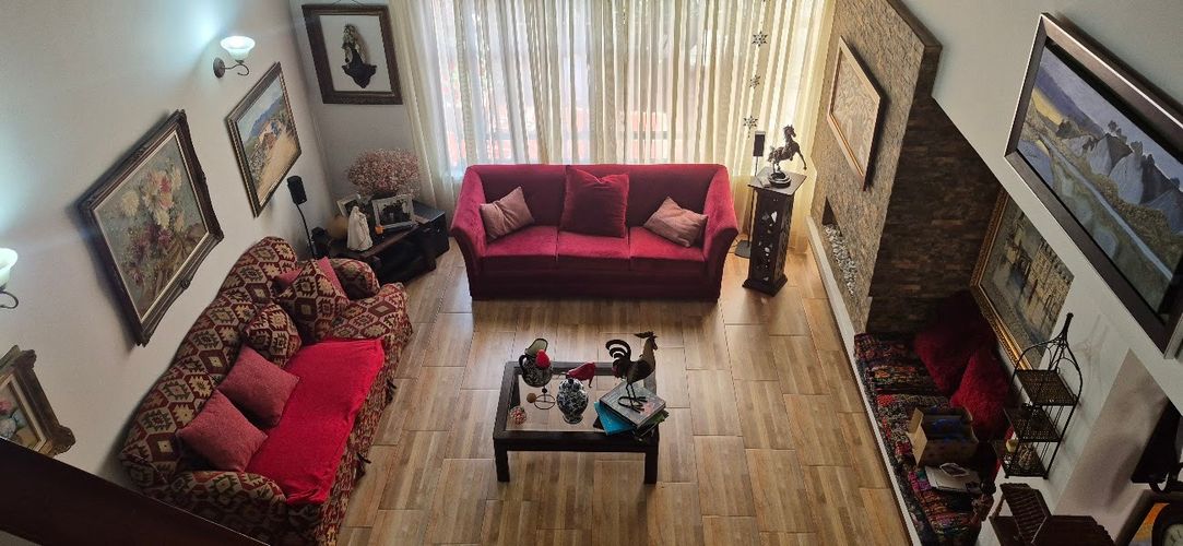 Casa de 5 alcobas en venta en Las Villas, Bogotá, 198 m² · foto 7 de 22