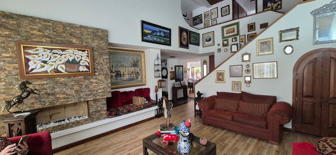 Casa de 5 alcobas en venta en Las Villas, Bogotá, 198 m² · foto 5 de 22
