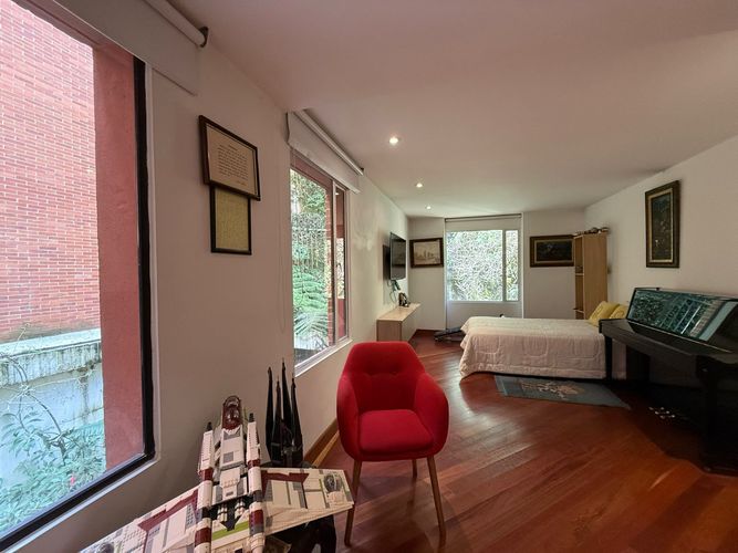 Apartamento de 3 alcobas en venta en El Refugio, Bogotá, 480 m² · foto 18 de 24