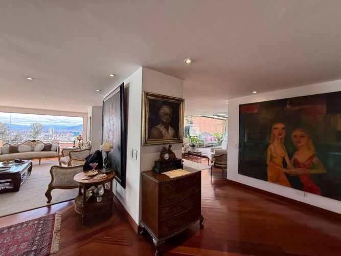 Apartamento de 3 alcobas en venta en El Refugio, Bogotá, 480 m² · foto 9 de 24