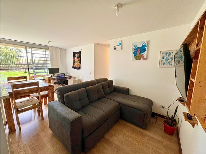 Apartamento de 2 alcobas en venta en Ub. Serrezuelita, Mosquera, 57 m² · foto 2 de 18