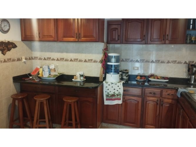 Casa de 4 alcobas en venta en Nueva Fontana, Bucaramanga, 250 m² · foto 9 de 16