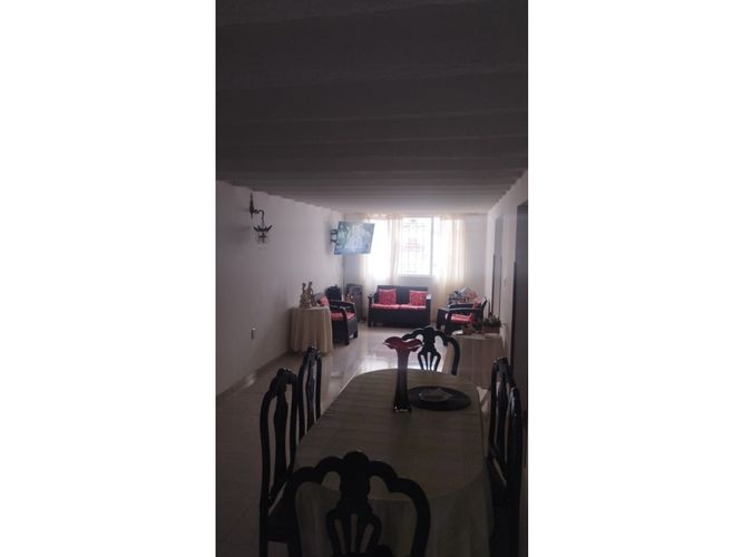 Casa de 4 alcobas en venta en Nueva Fontana, Bucaramanga, 250 m² · foto 11 de 16