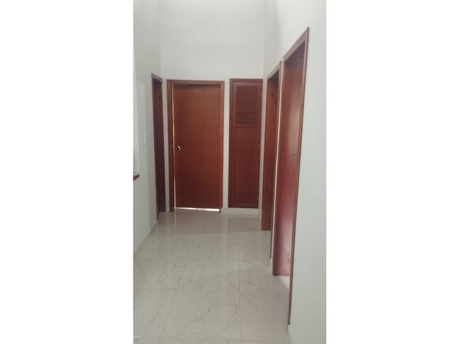 Casa de 4 alcobas en venta en Nueva Fontana, Bucaramanga, 250 m² · foto 12 de 16