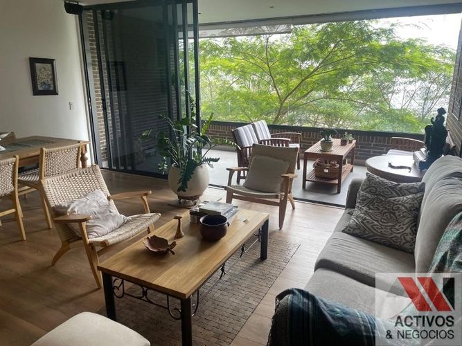 Apartamento de 1 alcoba en venta en San Lucas, Medellín, 87 m² · foto 6 de 12