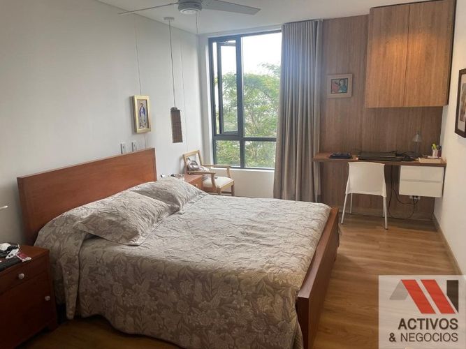 Apartamento de 1 alcoba en venta en San Lucas, Medellín, 87 m² · foto 11 de 12