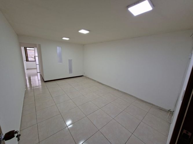 Oficina en venta en El Centro, Manizales, 43 m² · foto 10 de 12