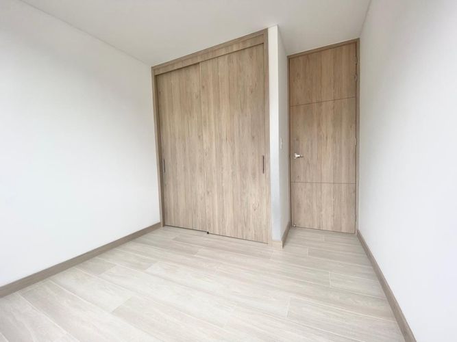 Apartamento de 3 alcobas en arriendo en Camino Verde, Envigado, 79 m² · foto 15 de 20