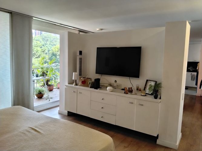 Apartamento de 1 alcoba en venta en El Poblado, Medellín, 76 m² · foto 10 de 12