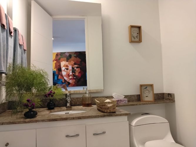 Apartamento de 1 alcoba en venta en El Poblado, Medellín, 76 m² · foto 11 de 12