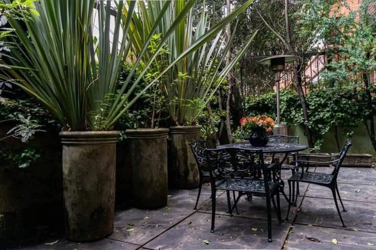 Apartamento de 1 alcoba en venta en Los Rosales, Bogotá, 114 m² · foto 11 de 12