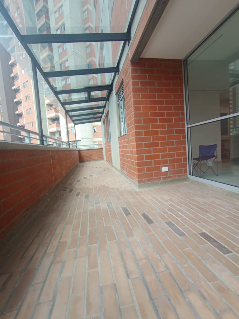 Apartamento en venta en Ditaires, Itagüí · foto 8 de 21