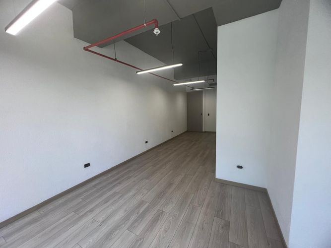 Oficina en arriendo en El Poblado, Medellín, 37 m² · foto 5 de 14