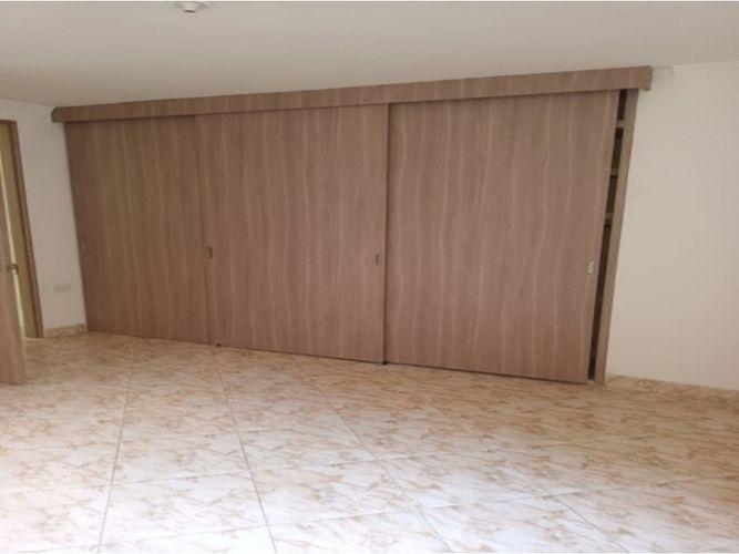 Apartamento de 3 alcobas en venta en Bellavista, Bello, 75 m² · foto 5 de 10