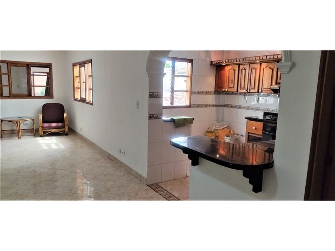 Casa de 3 alcobas en venta en Calasanz, Medellín, 185 m² · foto 3 de 22