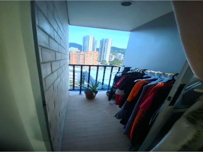 Apartamento de 3 alcobas en venta en Entre Amigos, Sabaneta, 79 m² · foto 13 de 14