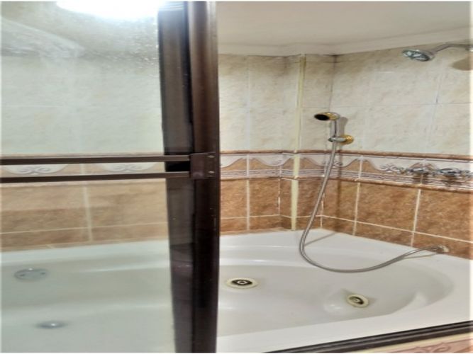 Casa de 3 alcobas en venta en Calasanz, Medellín, 185 m² · foto 10 de 22
