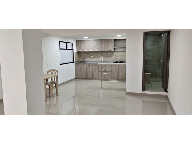 Casa de 3 alcobas en venta en Calasanz, Medellín, 185 m² · foto 13 de 22