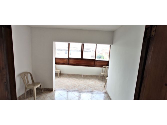Casa de 3 alcobas en venta en Calasanz, Medellín, 185 m² · foto 20 de 22
