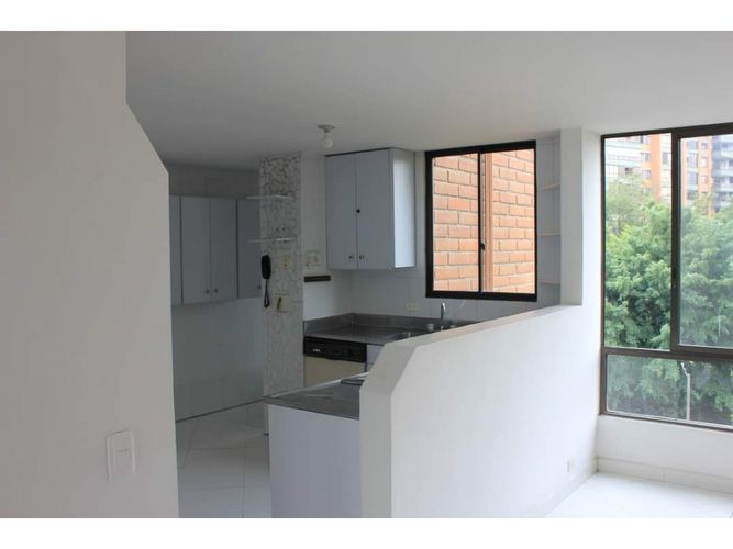 Apartamento de 3 alcobas en venta en Urbanizacion Balcones Del Panorama, Medellín, 200 m² · foto 14 de 24