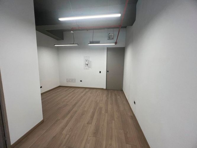 Oficina en arriendo en El Poblado, Medellín, 37 m² · foto 5 de 13