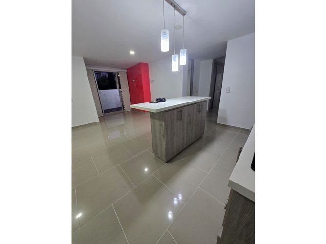 Apartamento en venta en Las Colinas De Asis Et. A, Itagüí · foto 4 de 17