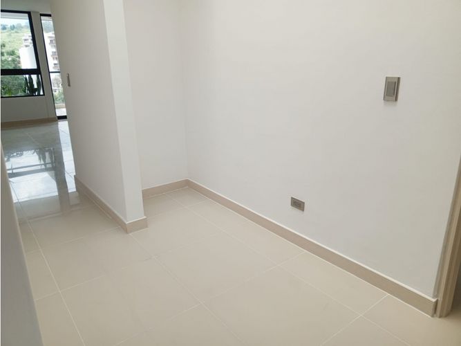Apartamento en venta en Simon Bolivar, Medellín · foto 7 de 18