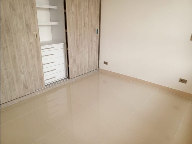 Apartamento en venta en Simon Bolivar, Medellín · foto 10 de 18