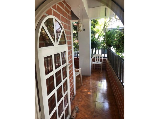 Casa de 5 alcobas en venta en Santa Lucia, Medellín, 265 m² · foto 10 de 16