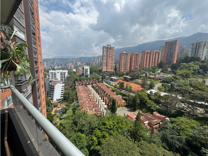 Apartamento de 3 alcobas en venta en El Poblado, Medellín, 118 m² · foto 15 de 20